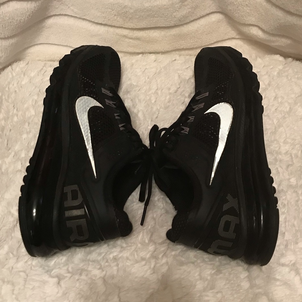 Black Nike Airmax